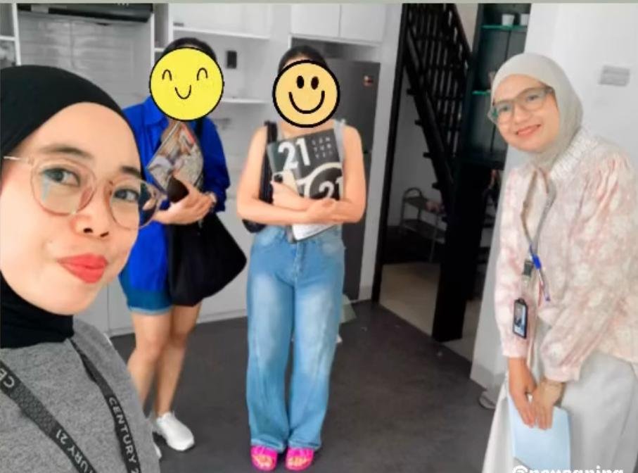 Rumah Modern di Emerald Garden Bintaro — Terjual